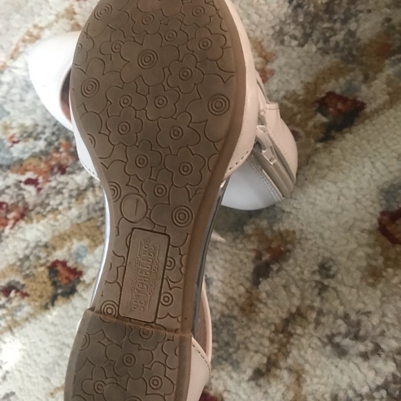 Off white shoes - Picture 3 of 3